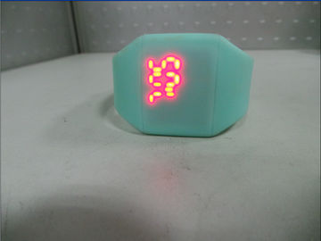 12 Kolory Silicone Nadgarstek zegarka Modny zegarek LED Touch Screnn