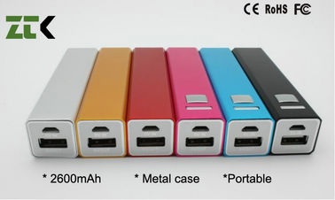 Uniwersalny pomadki Mini Moc Banku 2600mAh na telefon / iPod