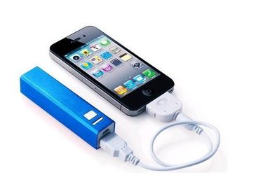 Uniwersalny pomadki Mini Moc Banku 2600mAh na telefon / iPod