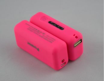 2600mAh USB Przenośny bank energii z LED Light, Red / różowy / zielony