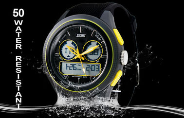 Lady Okrągły wielofunkcyjna Analogowy Cyfrowy Wrist Watch Z godzinowe Chime