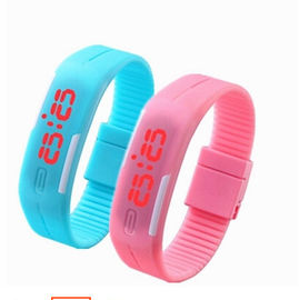 Mężczyźni / Kobiety PU Pasek LED Cyfrowy Wrist Watch Red Light Sport cyfrowy