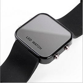 Walizka z tworzywa sztucznego szklanego ekranu LED Cyfrowy Wrist Watch z datą i czasem Function