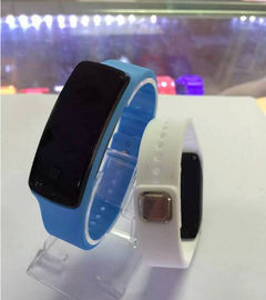 Wyświetlacz LED Cyfrowy Wrist Watch z magnesem Buckle Sport Watch Bransoletka
