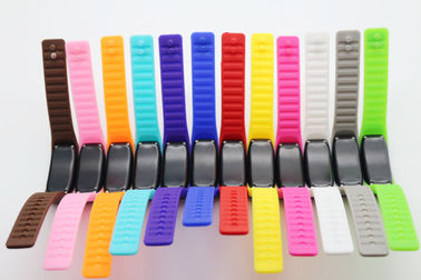 Wyświetlacz LED Cyfrowy Wrist Watch z magnesem Buckle Sport Watch Bransoletka