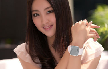 Wommens Różowy zegarek cyfrowy ABS Case LED Wrist Watch 1 ATM Wodoszczelność