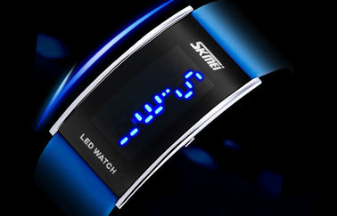 Unisex PU Pasek LED Cyfrowy Wrist Watch 3 ATM Wodoszczelność