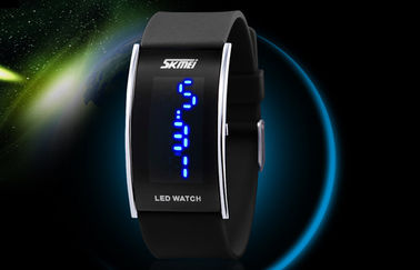 Unisex PU Pasek LED Cyfrowy Wrist Watch 3 ATM Wodoszczelność