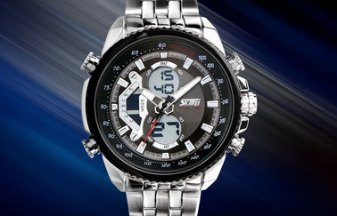 Mężczyźni biznesowe 12/24 godzin Metal Strap Watch wyświetlacz LCD z godzinowe Chime