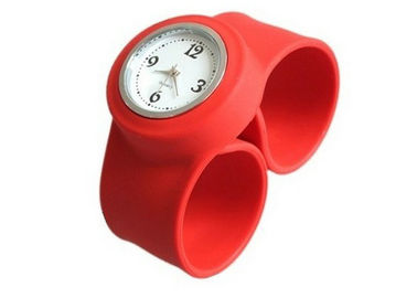 Moda Czerwona bransoletka Biała tarcza Silicone Slap Watch Wristband dla Bussiness upominek reklamowy